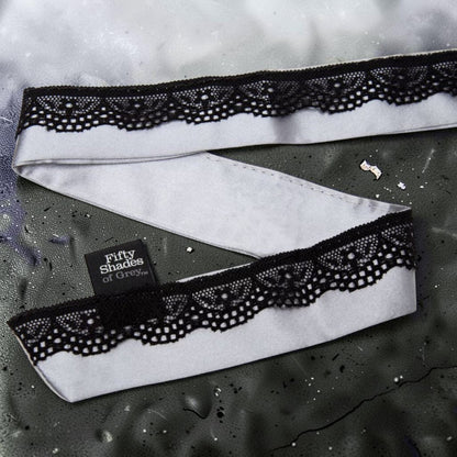 Fifty Shades of Grey Play Nice - Satin Collar With Lace Trim & Adjustable Nipple Clamps