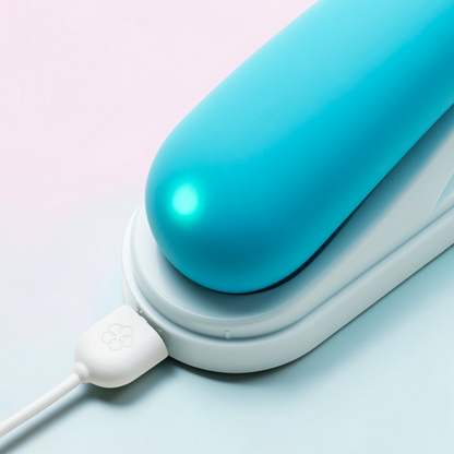iroha TSUKI+ AONAMI - Vibrating & Vertical Movement G-Spot Vibrator