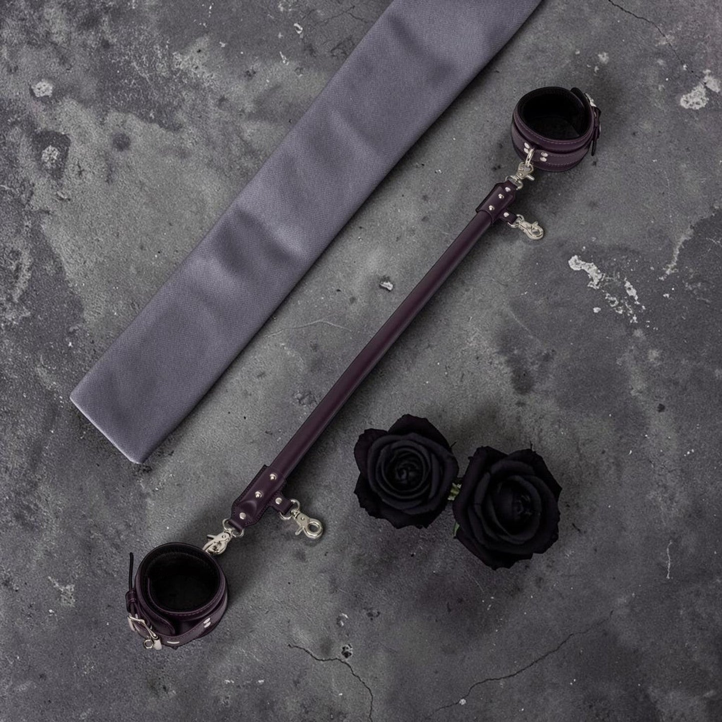 Fifty Shades of Grey Entwined Passion Spreader Bar