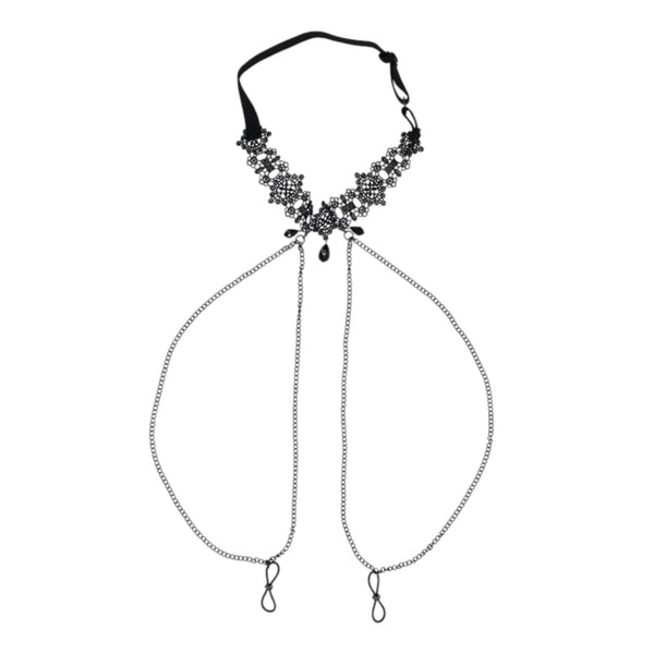 Collar de encaje negro PlayLoveToys con gemas brillantes y cadenas colgantes conectadas a ajustadores de pezones