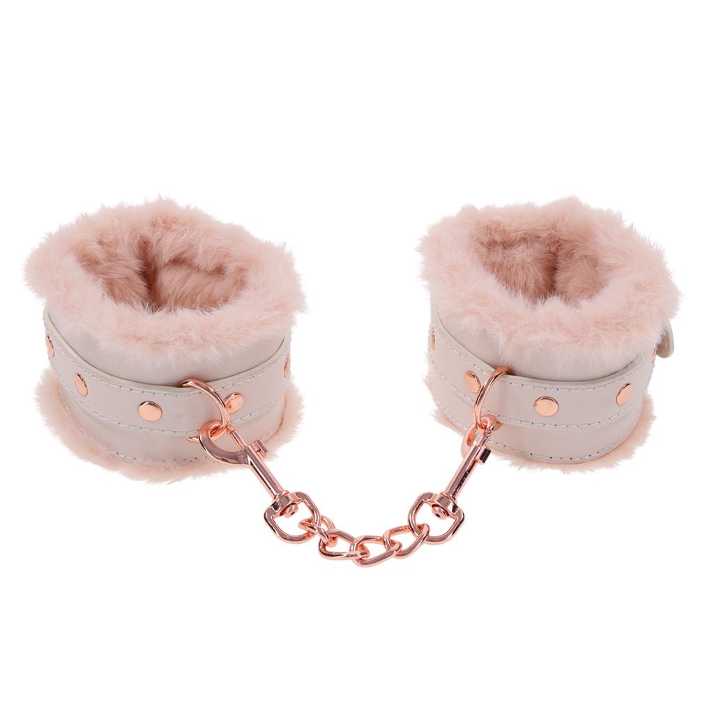 Sex & Mischief - Peaches ‘n CreaMe Fur Handcuffs - PlayLoveToys